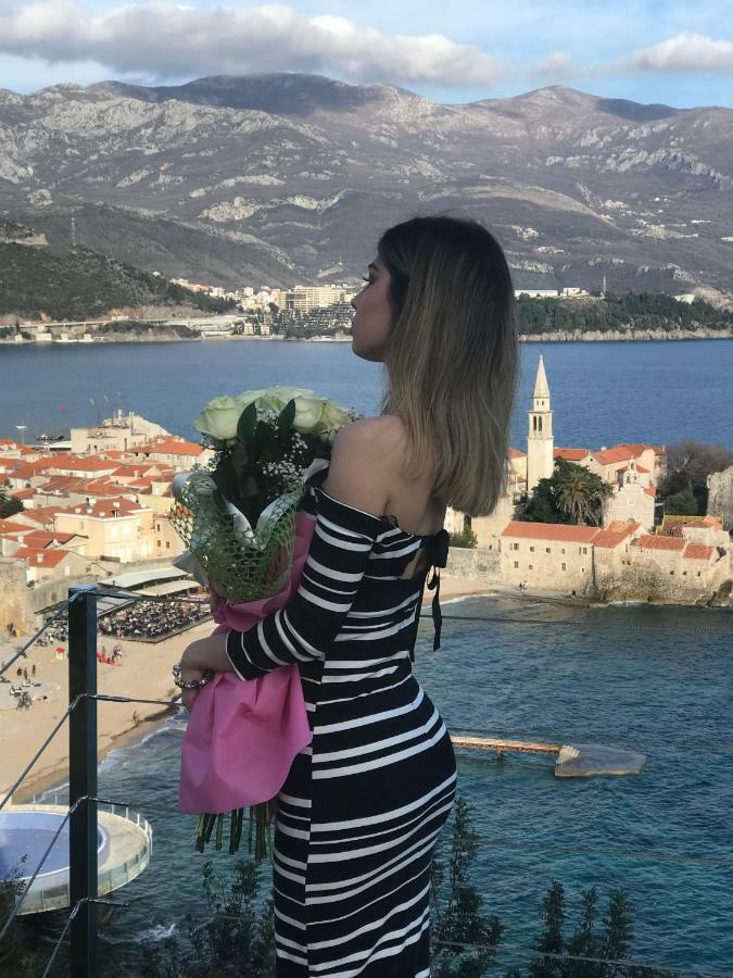 Apartman Mocart Lägenhet Budva Exteriör bild